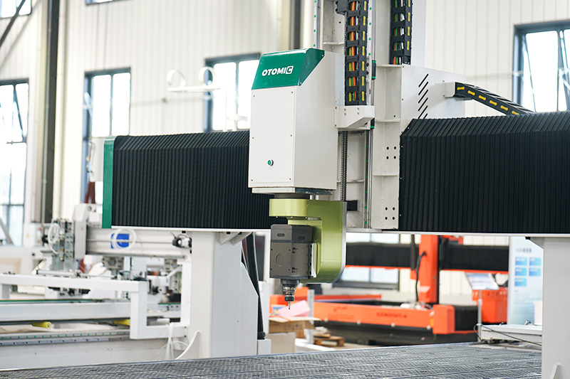 EW3 5 Axis CNC Machining Center with Moving Column Gantry for Wood & Foam