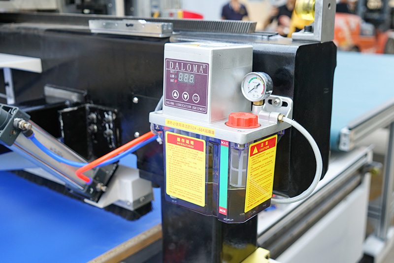 Auto Lubrication System