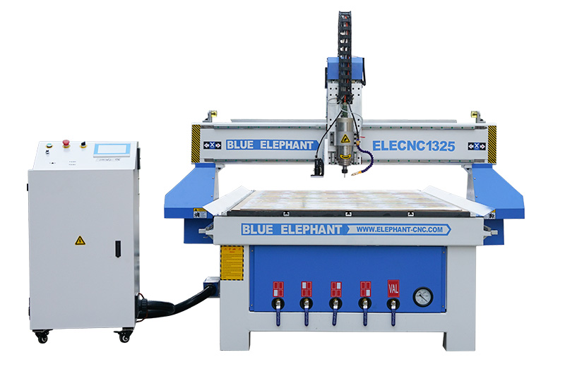 Best 1325 Wood CNC Router with Carmera CCD for Advertising Industry
