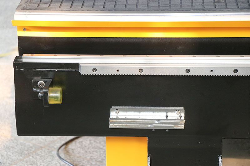 Guide rail