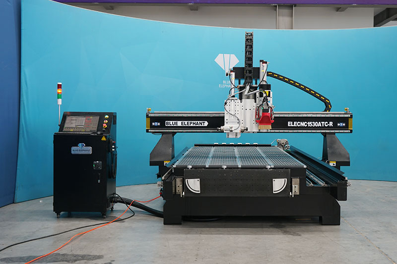 Latest 5x10 Rotary Axis CNC Router with Auto Tool Changer and Horizontal Spindle for Sale