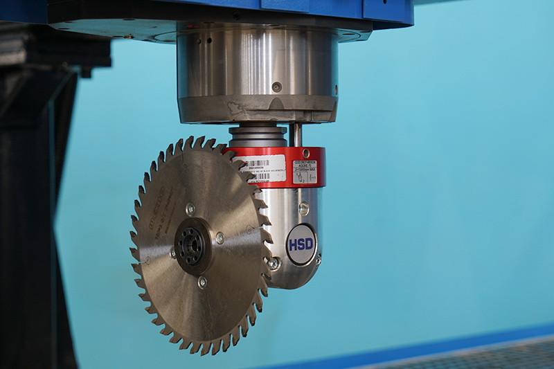 Aggregate head