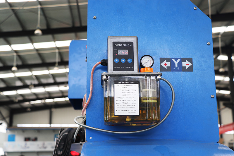 Auto lubrication system