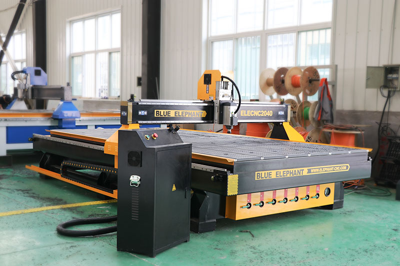 CNC Wood Carving Machine for Furniture with Large Table