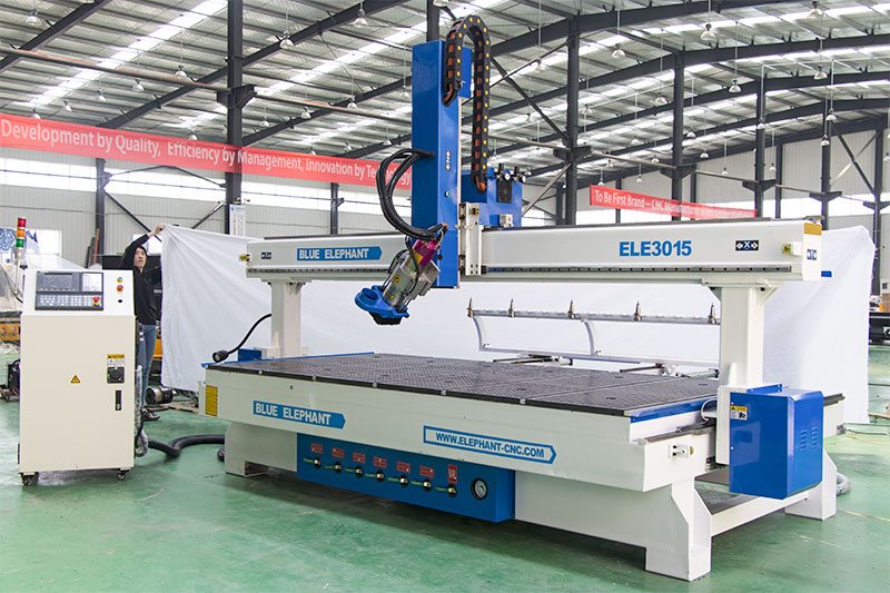 Powerful 3015 Wood CNC Router with Auto Tool Changer for Sale