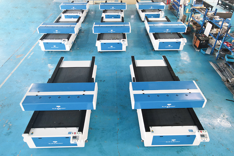 High Power 650W CO2 Laser Cutting Machine for Acrylic, Plywood, MDF