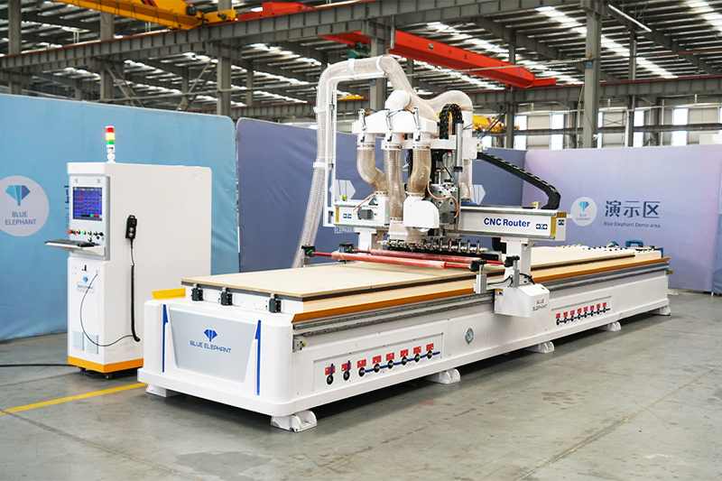 2024 New Launch Universal Aluminum and Wood Cutting Machine for Furniture Making