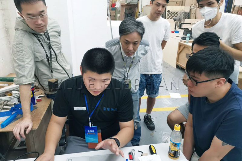 Blue Elephant provides after-sales support for users in Hong Kong
