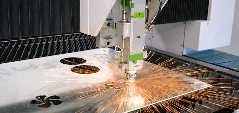 fiber laser cutting machine