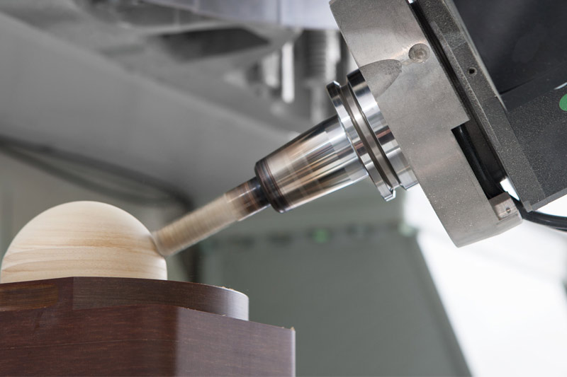 Precautions for installing and removing CNC router tools