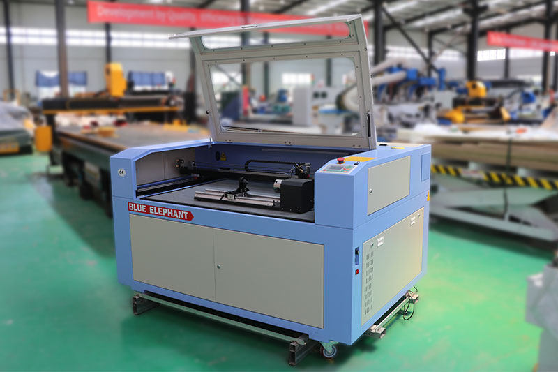 Why CO2 laser engraving machine is popular?