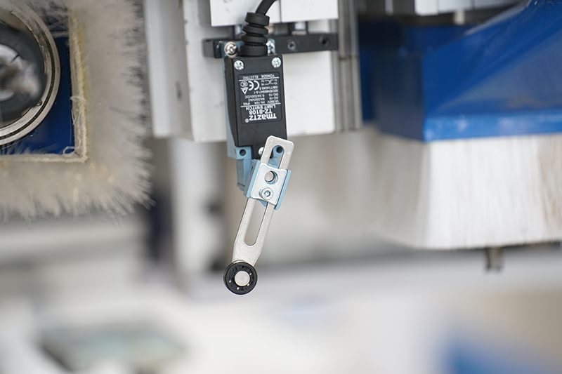 Multi-purpose EM3.2-1126 Through-type Double-channel Door Lock Making Machine at Cost Price