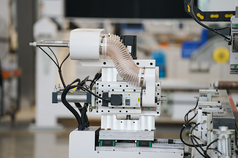 Hinge processing device