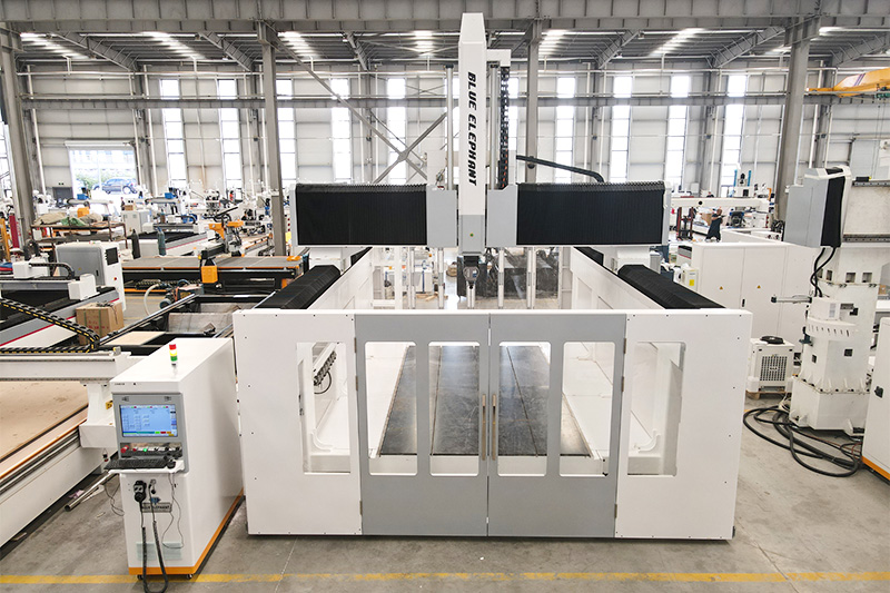 Top Rated 2040 Industrial ATC 5-Axis Machining Center 3D Foam Cutting Machine for EPS, Styrofoam, XPS
