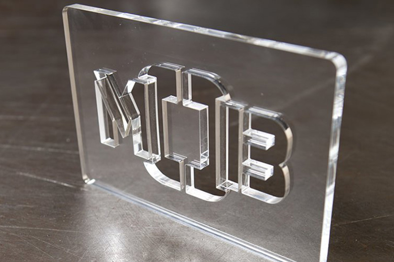 CNC Acrylic Laser Cutter Machine vs CNC Router Acrylic Cutting Machine