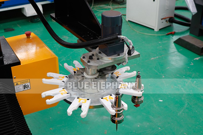 New arrival 2113 ATC 3D CNC Stone Sculpture Machine with Rotary Device (8)