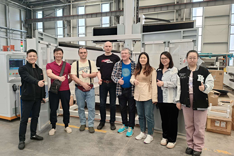 Russian customer comes to Blue Elephant CNC Factory
