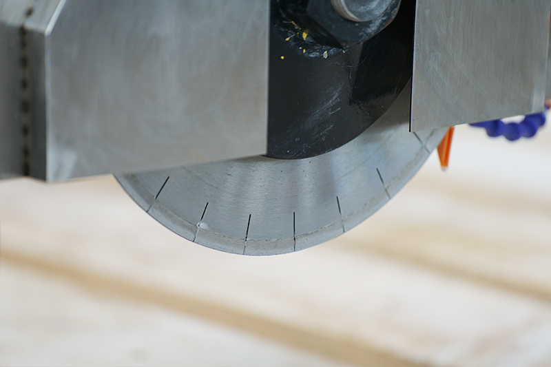 Saw blade