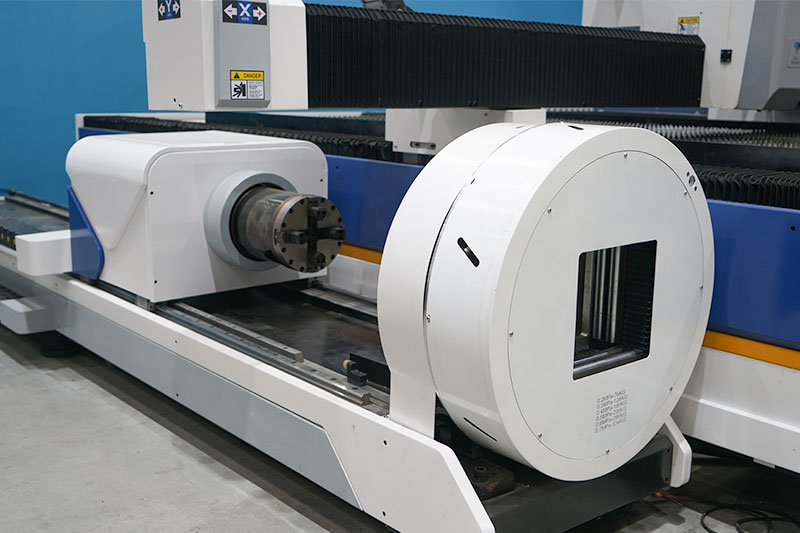 Pipe cutter
