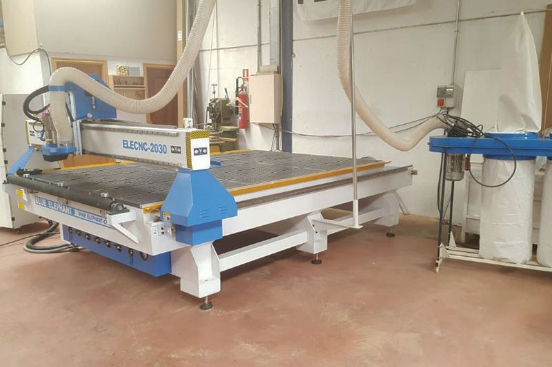 Spanish Customer Sent us Feedback about Our 2030 CNC Machine