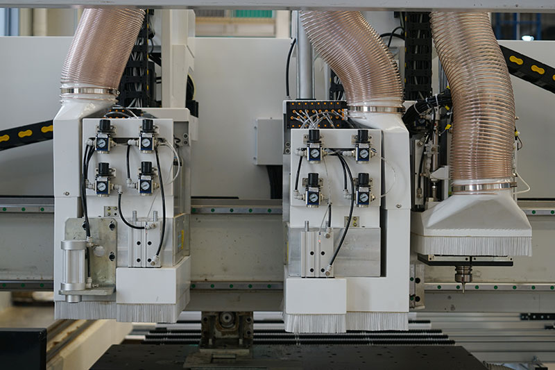 Spindle and drilling unit