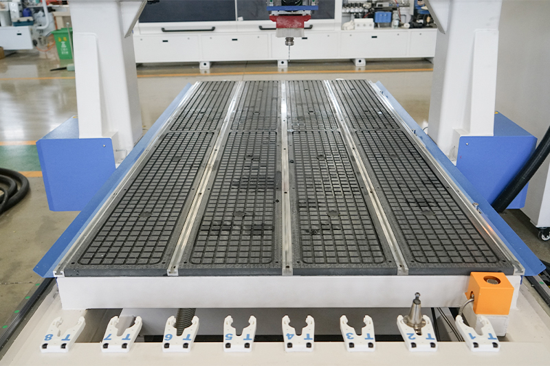 T-slot & vacuum work table