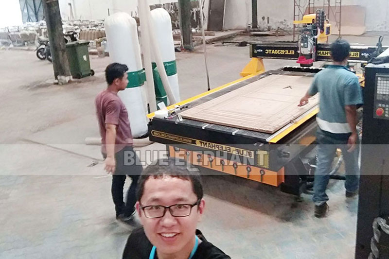 Technical Supports in Indonesia, 1530 ATC Wood Carving Machine with Linear Magazine