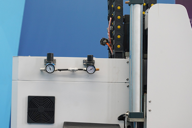 Balance cylinder